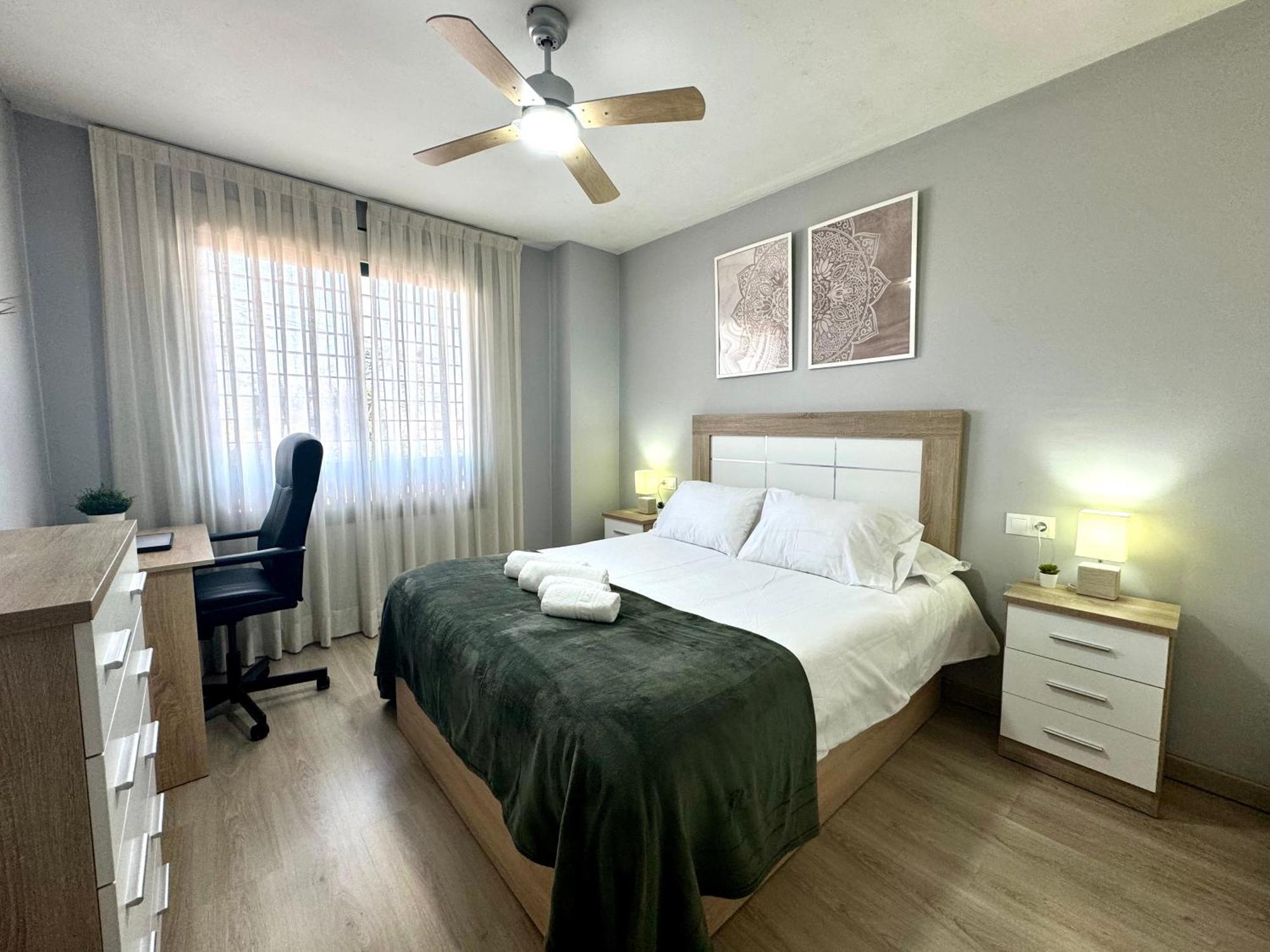 Beach Apartment, Torre Benagalbon Luaran gambar