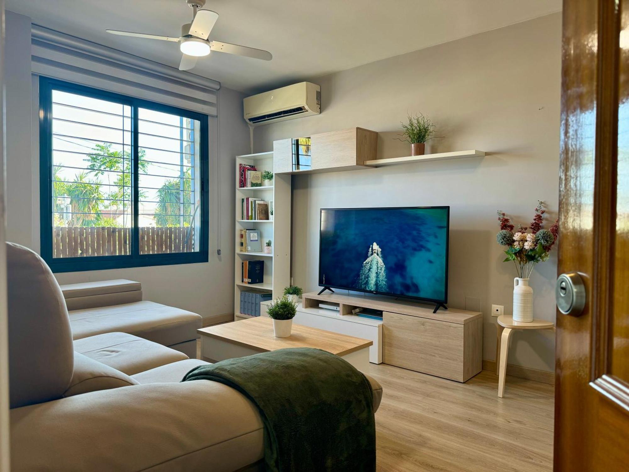 Beach Apartment, Torre Benagalbon Luaran gambar