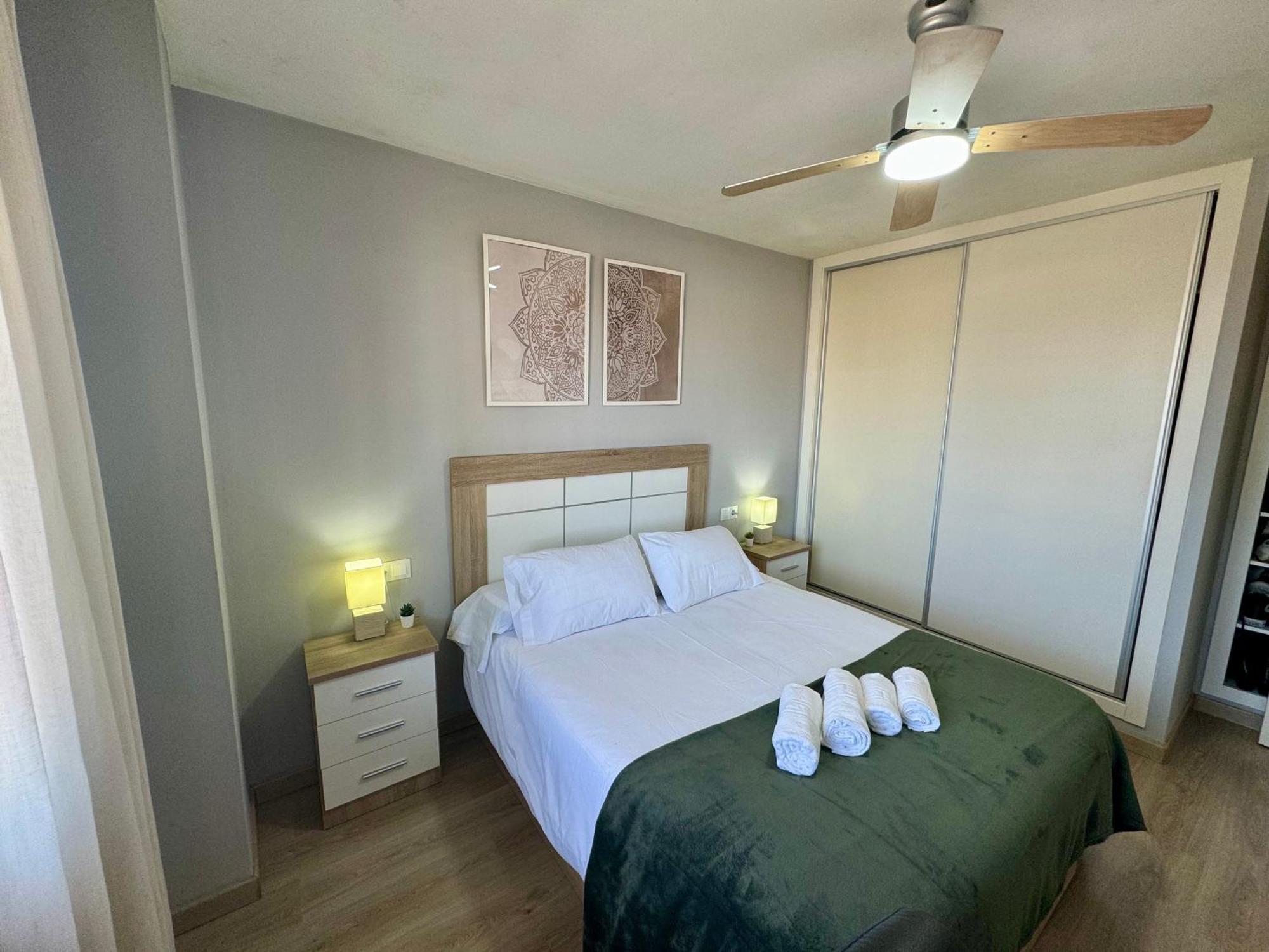 Beach Apartment, Torre Benagalbon Luaran gambar
